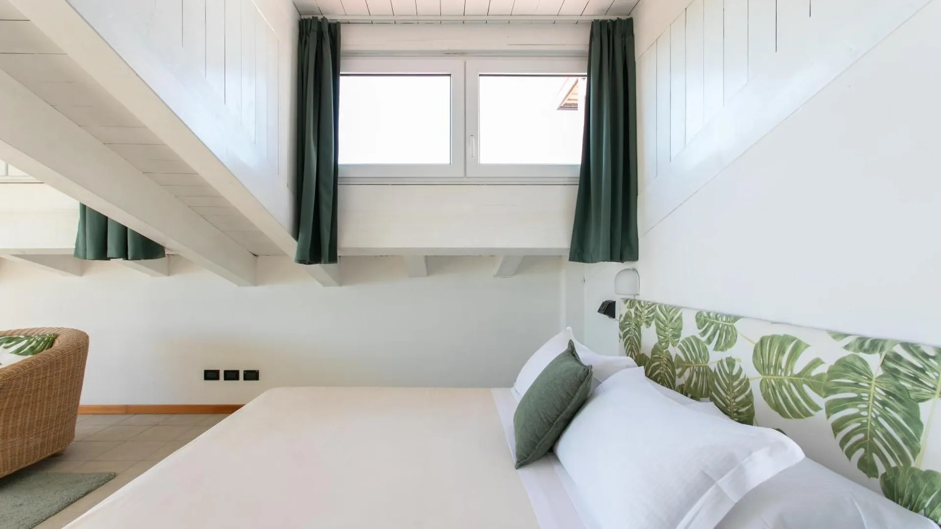 ****  Harvey Suites Hotel & Residence 리도 디 예솔로 이탈리아